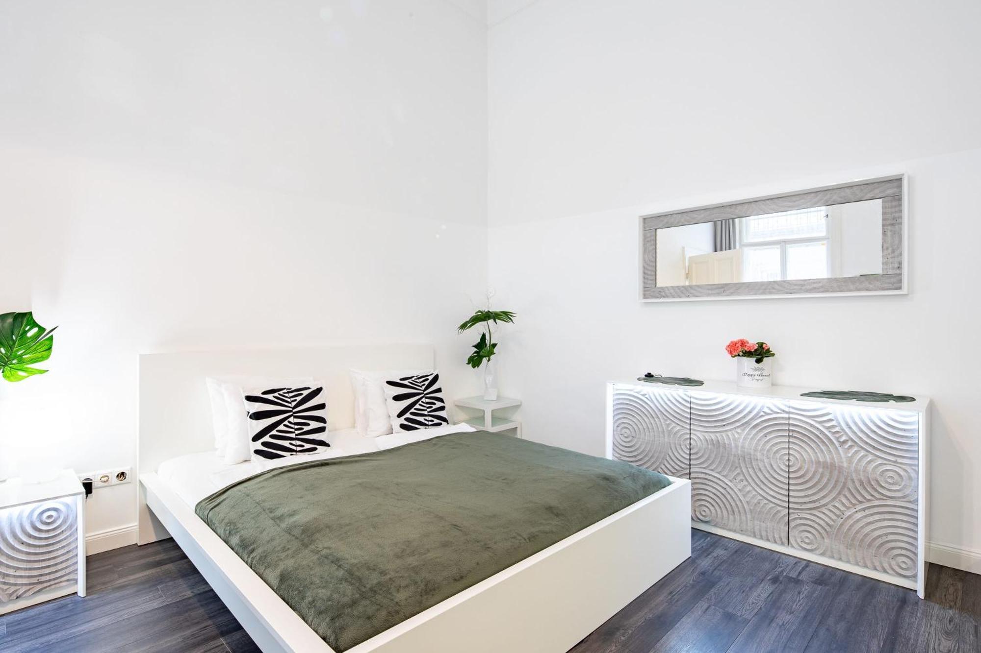 Extra Central - Large - Cozy Budapest Exterior photo