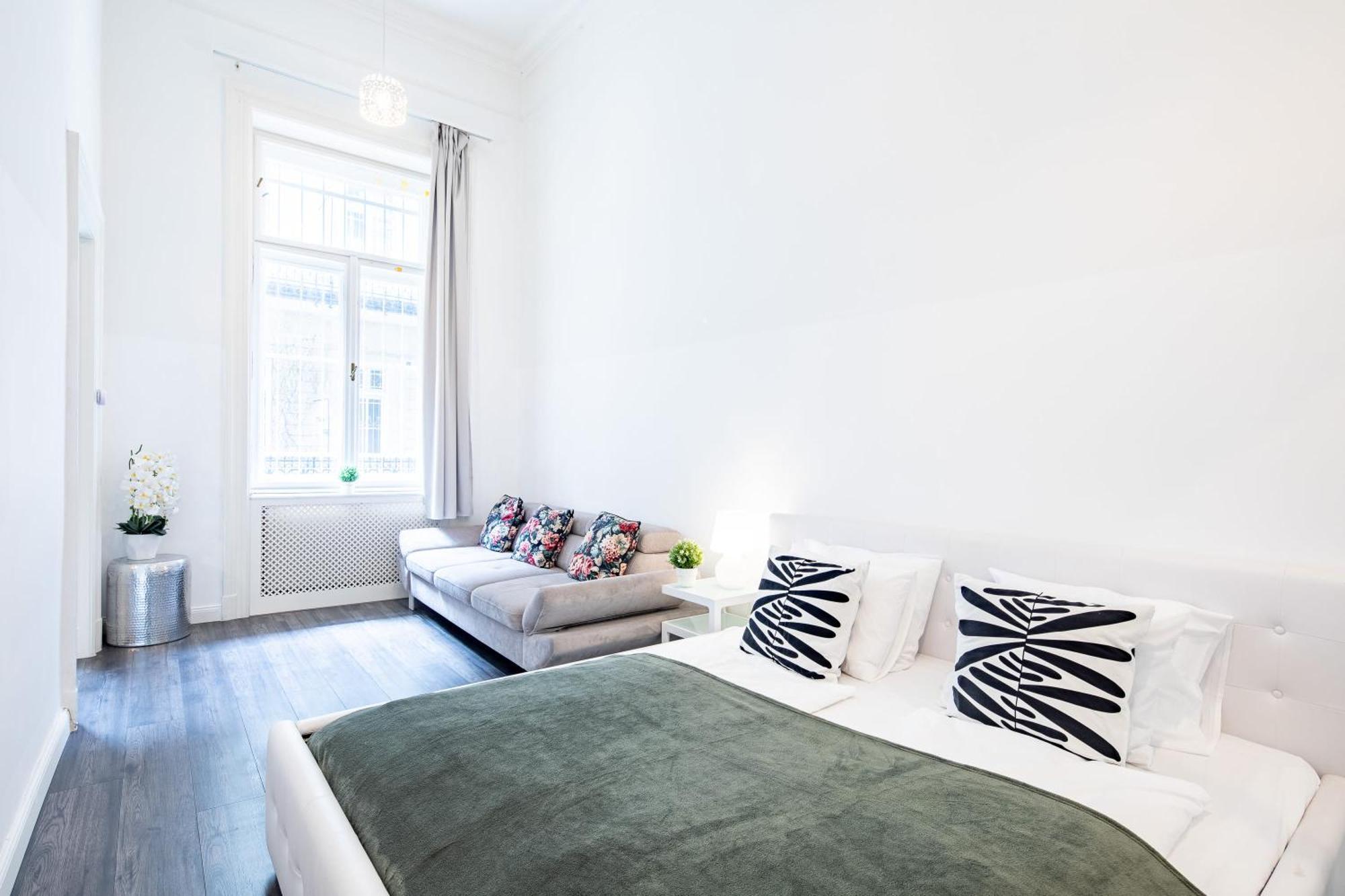 Extra Central - Large - Cozy Budapest Exterior photo